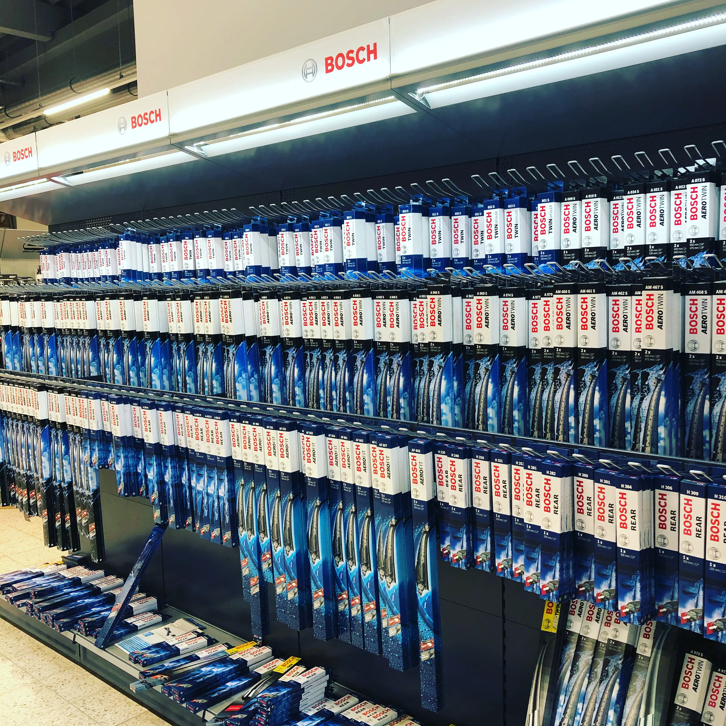 Lager und Logistik bei Autoteile Jansen in Jülich